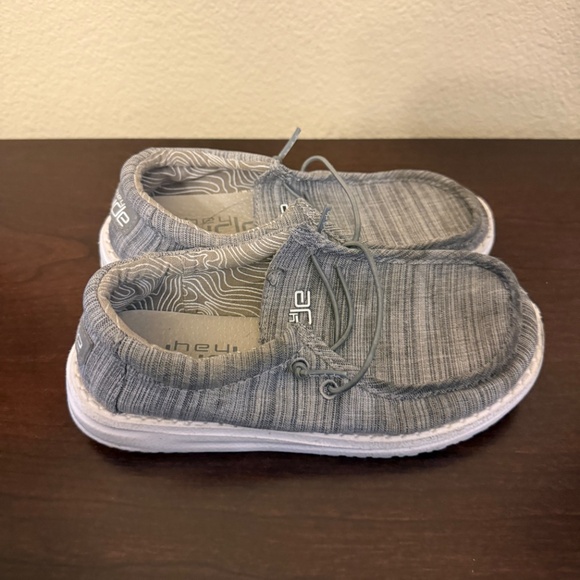 Hey Dude Wally Blend Linen youth shoe - Picture 2 of 6